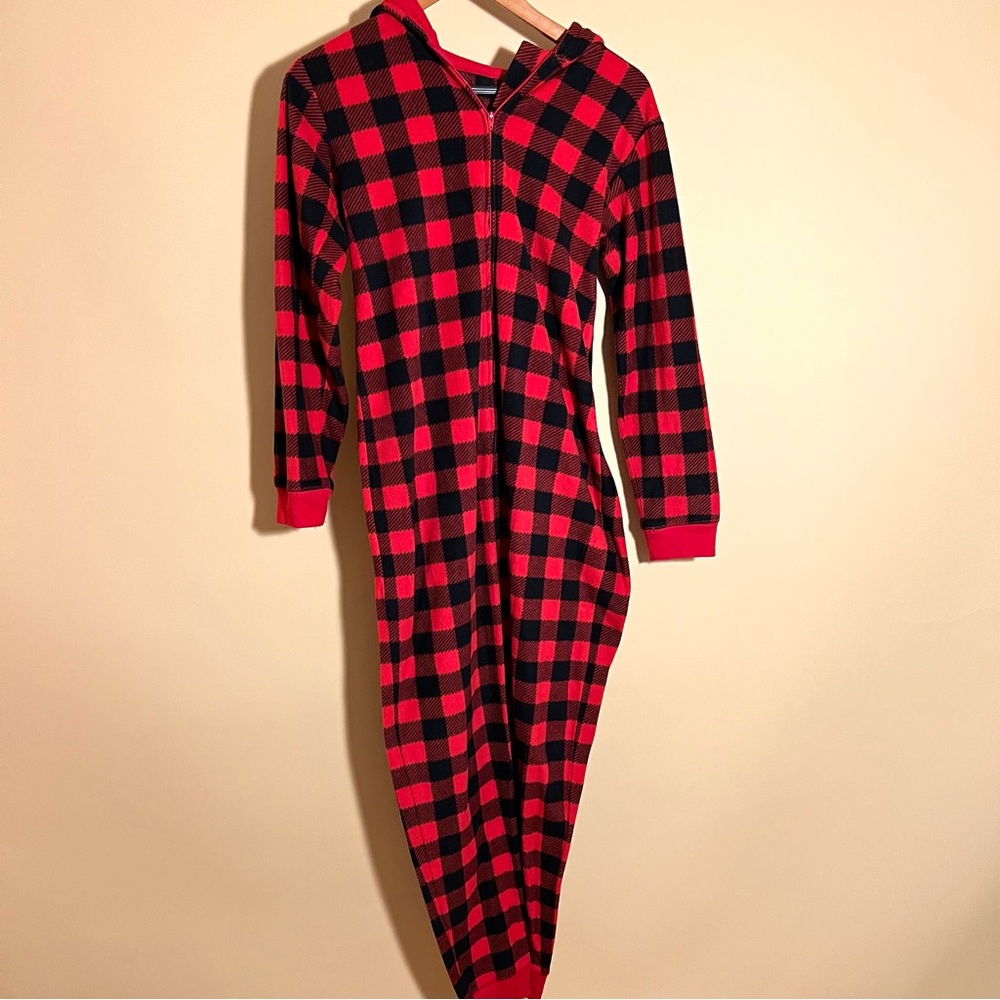 GAP kids red plaid/buffalo check Onesie